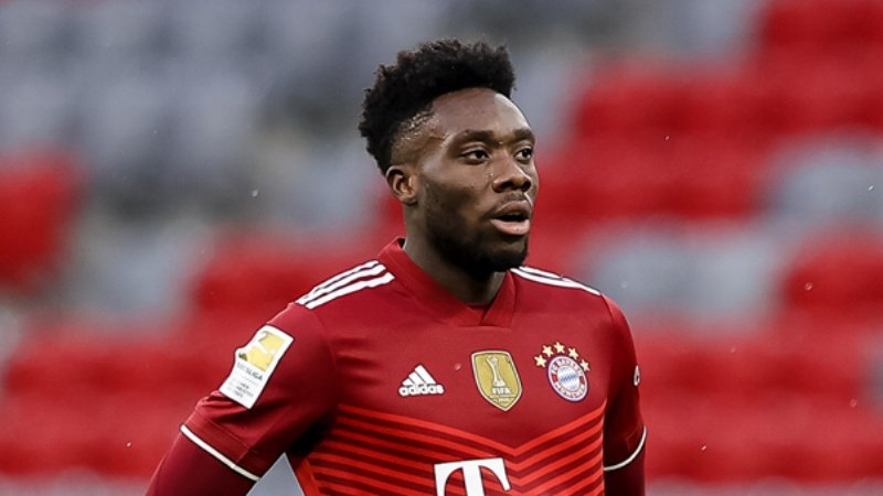 Alphonso Davies là số 1 trong top 10 cầu thủ chạy nhanh nhất thế giới hiện nay